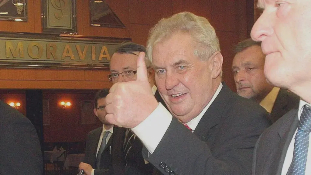 As primeiras eleições na história da República Checa há 30 anos trouxeram uma mudança decisiva, dominadas por Zeman